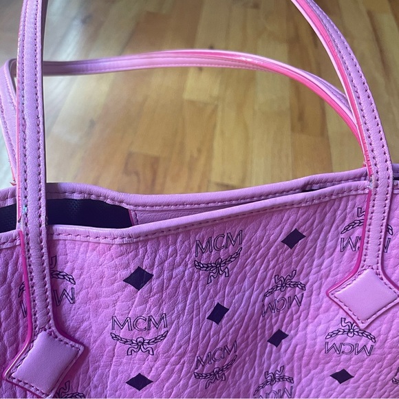 MCM tote bage - Picture 7 of 9